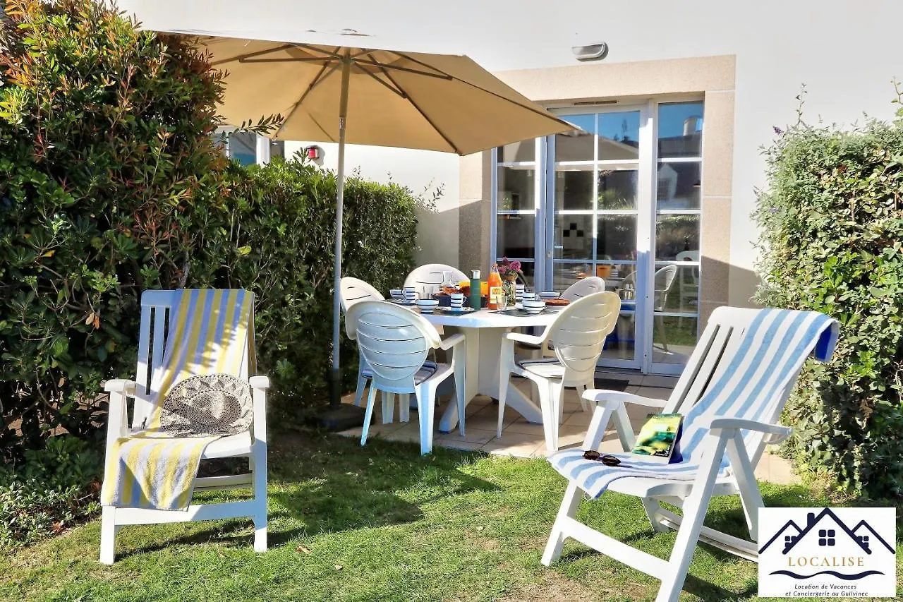 Maison E2: Seaside Retreat with Pool and Garden Guilvinec 0*,